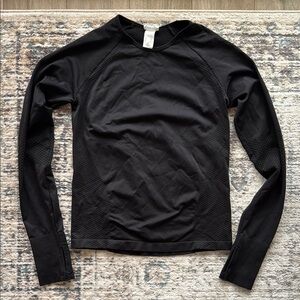 H&M Black Athletic Long Sleeve Top